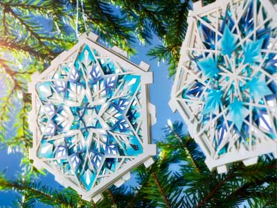 Iggesund makes snowflakes with Highcon