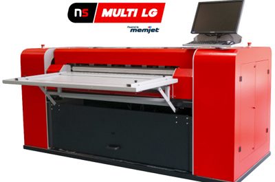 New Solution introduces new flatbed printer at open house